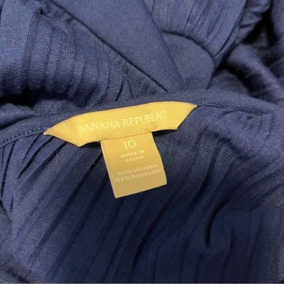 Banana Republic Mystic Blue Pleated V-Neck Sleeveless Dress Size 10 - Picture 6 of 12